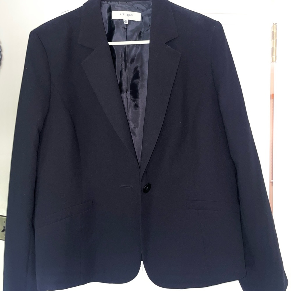 Jones Studio Midnight Black Blazer with One Button